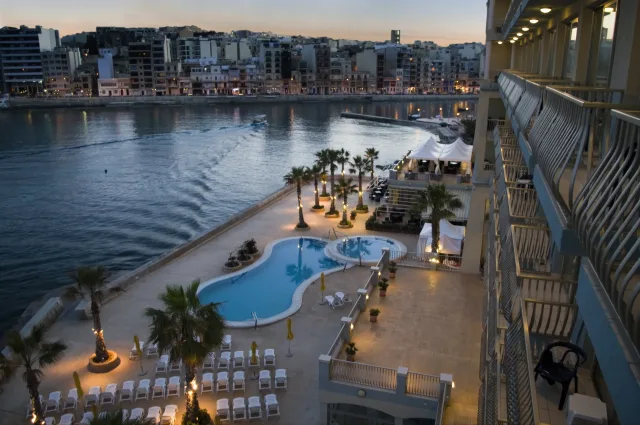 Cavaliere Art Hotel